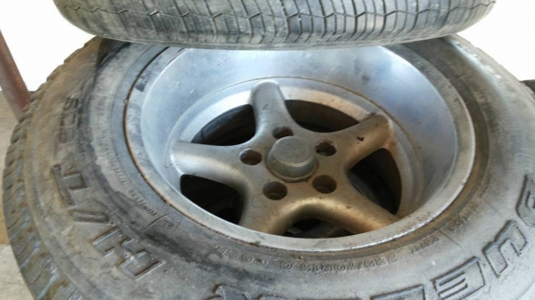 แม๊กซ์ 15 พร้อมยาง + อะไหล่ อีกวง