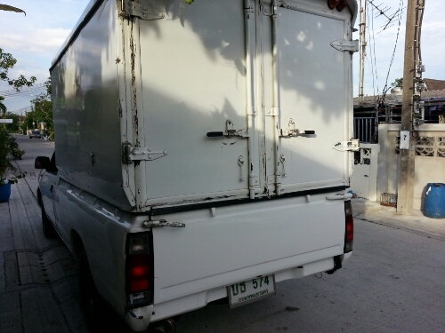 NISSAN ฟอนเทียร์ 02 ค เจ แก๊ส ออโต้ บางๆ