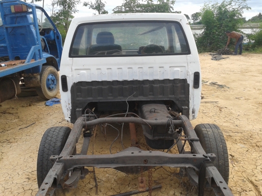 ขายหัว isuzu ไม่่มีเครื่อง ไม่มี ทบ สภาพ ตามรูป ขายด่วนคับ