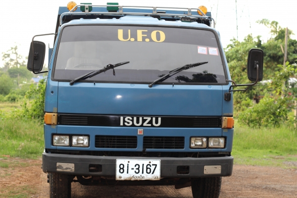 ขายด่วน รถบรรทุก 6 ล้อ ISUZU NPR115 ขายด่วน รถบรรทุก 6 ล้อ ISUZU NPR115