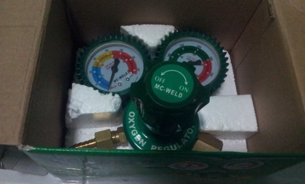 เกจปรับแรงดันอ๊อกซิเจน พร้อมเอาไปใช้งานครับ