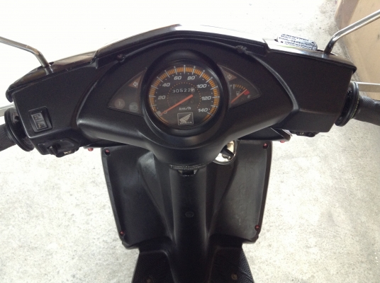 ขาย!!! ฮอนด้าคลิ๊ก สภาพสวย ปี50 รถเครื่องดีคับ ทะเบียนครบ ภาษีไม่หมด