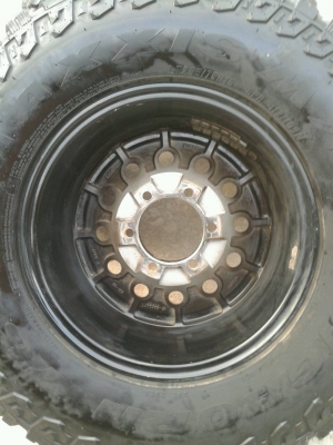 ขาย ยางMud MAXXIS 764 ขนาด265/75R16พร้อมล้อหยดนำ้16x8-28