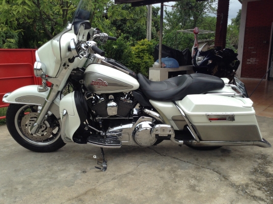 ธารนนทบุรี//ขาย harley-davidson ultraclassic ปี2007 สวยๆ ของแต่งเต็ม ทะเบียนแท้ ราคา700,000 บาท ธารนนทบุรี//ขาย harley-davidson ultraclassic ปี2007 สวยๆ ของแต่งเต็ม ทะเบียนแท้ ราคา700,000 บาท