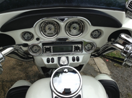 ธารนนทบุรี//ขาย harley-davidson ultraclassic ปี2007 สวยๆ ของแต่งเต็ม ทะเบียนแท้ ราคา700,000 บาท ธารนนทบุรี//ขาย harley-davidson ultraclassic ปี2007 สวยๆ ของแต่งเต็ม ทะเบียนแท้ ราคา700,000 บาท