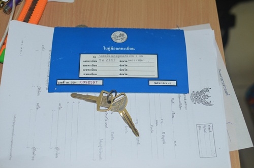 ขาย hiro 4 ประตูทะเบียนเต็มพร้อมโอน