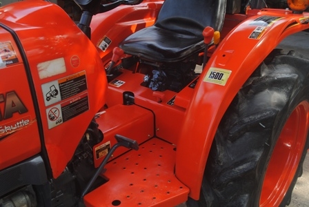 ขายรถไถ Kubota L 3608 (4WD) พร้อมเครื่องตัดหญ้าใหม่ 1.20 เมตร ขายรถไถ Kubota L 3608 (4WD) พร้อมเครื่องตัดหญ้าใหม่ 1.20 เมตร