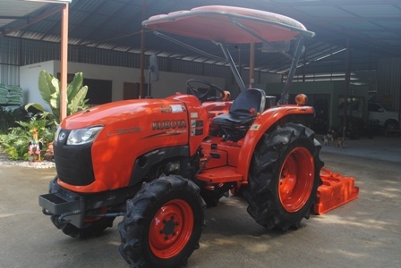 ขายรถไถ Kubota L 3608 (4WD) พร้อมเครื่องตัดหญ้าใหม่ 1.20 เมตร
