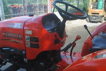 ขายรถไถ Kubota L 3608 (4WD) พร้อมเครื่องตัดหญ้าใหม่ 1.20 เมตร ขายรถไถ Kubota L 3608 (4WD) พร้อมเครื่องตัดหญ้าใหม่ 1.20 เมตร