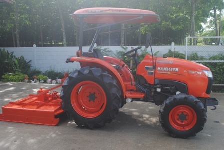 ขายรถไถ Kubota L 3608 (4WD) พร้อมเครื่องตัดหญ้าใหม่ 1.20 เมตร