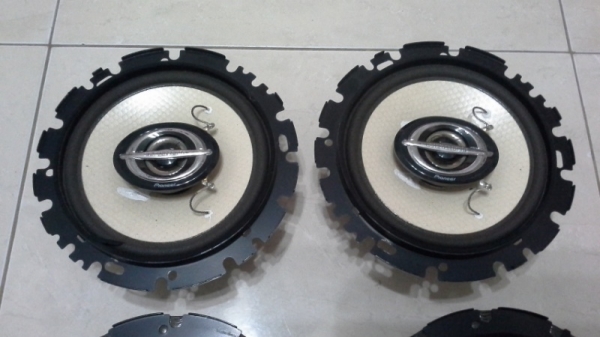 Sale!! ลำโพง Pioneer 6" แกนร่วมสองทางยกชุด 4 ตัว เสียงดี ราคาถูก