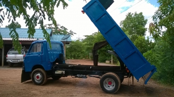 ขาย 6 ล้อดั้ม ISUZU 85 แรงสภาพพร้อมใช้งาน เครื่องแน่น คัสซีดี มีเล่มทะเบียนแต่ขาดชุดโอน ราคาคุยกันได้ครับ