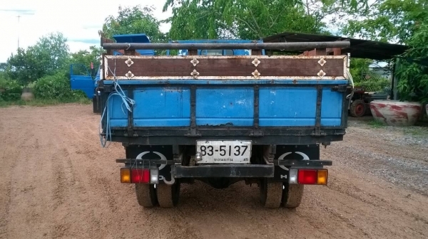 ขาย 6 ล้อ TOYOTA BU15 85 แรงม้า เครื่องแน่น คัสซีสวย เกียร์สั้น ทะเบียนเอกสารครบพร้อมโอน