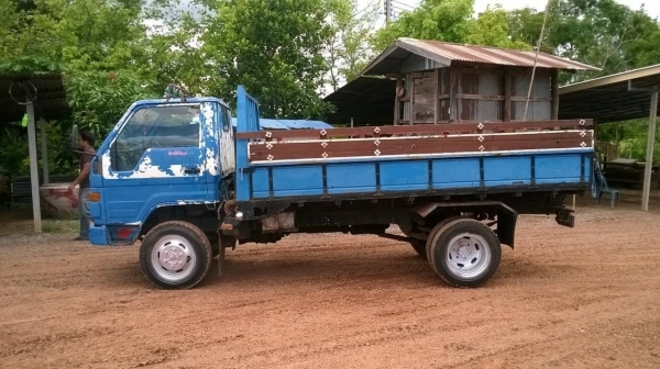 ขาย 6 ล้อ TOYOTA BU15 85 แรงม้า เครื่องแน่น คัสซีสวย เกียร์สั้น ทะเบียนเอกสารครบพร้อมโอน