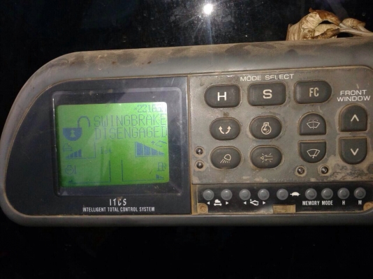 ขายรถแบ็คโฮ Kobelco SK 200 mark 5 super ไฟฟ้าครบ ช่วงล่าง 80\% เอกสารสัญญาซื้อขาย