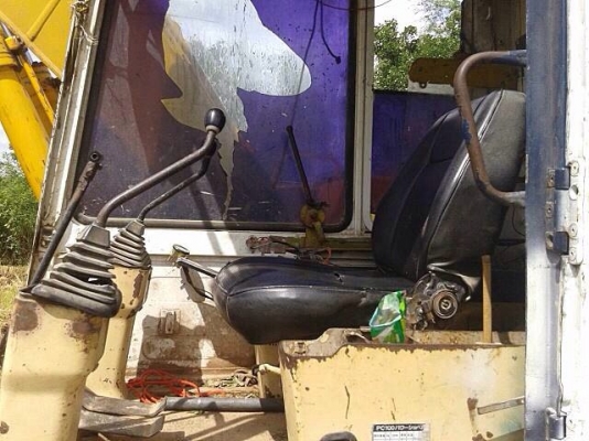 ขายรถแบ็คโฮ KOMATSU PC 120-5 ไฟฟ้าครบ เอกสารเล่มทะเบียน ขายรถแบ็คโฮ KOMATSU PC 120-5 ไฟฟ้าครบ เอกสารเล่มทะเบียน