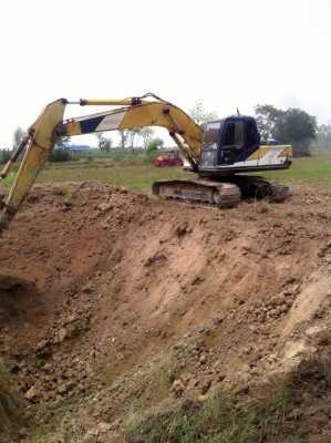 ขายรถแบ็คโฮ KOBELCO SK 200 mark 3 ไฟฟ้าครบ แอร์พร้อม เอกสารอินวอยซ์ ขายรถแบ็คโฮ KOBELCO SK 200 mark 3 ไฟฟ้าครบ แอร์พร้อม เอกสารอินวอยซ์