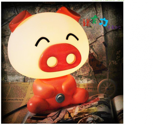 โคมไฟหมูน้อย