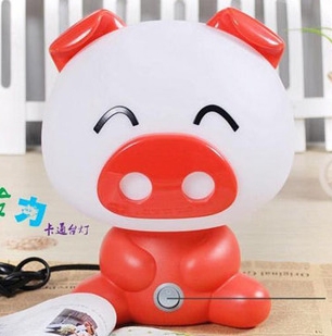 โคมไฟหมูน้อย