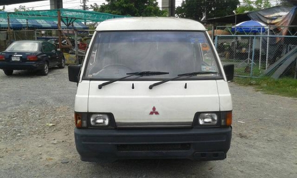 Mitsu L300 ปี97 รถขับได้ สีขาวเดิมๆ เบาะครบ มีทะเบียนครับ