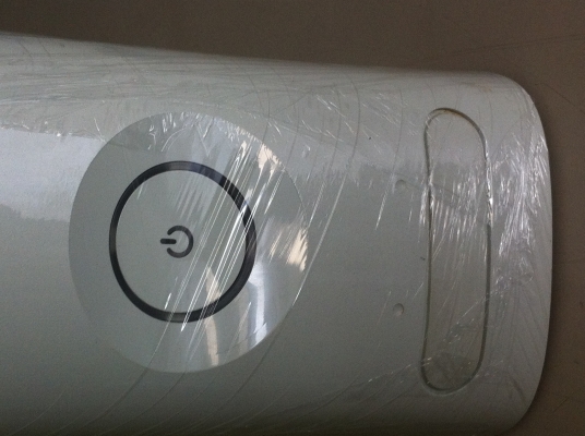 เครื่องเล่นเกม XBOX 360 สีขาวพร้อมจอยไร้สาย2อันอุปกรณ์ครบ