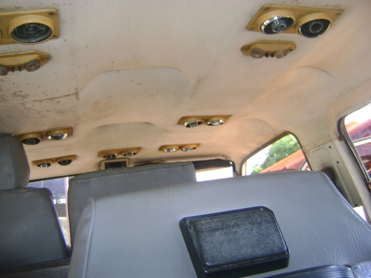 รถตู้  เครื่อง 2400   ราคา    70,000  บาท