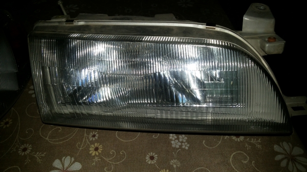 ไฟหน้าโตโยต้า3ห่วงของแท้เลนใสมากแถมไฟมุมข้างซ้าย ไฟหน้าโตโยต้า3ห่วงของแท้เลนใสมากแถมไฟมุมข้างซ้าย