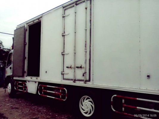 ขายตู้แห้งยาว 7.20 เมตร 3บาน