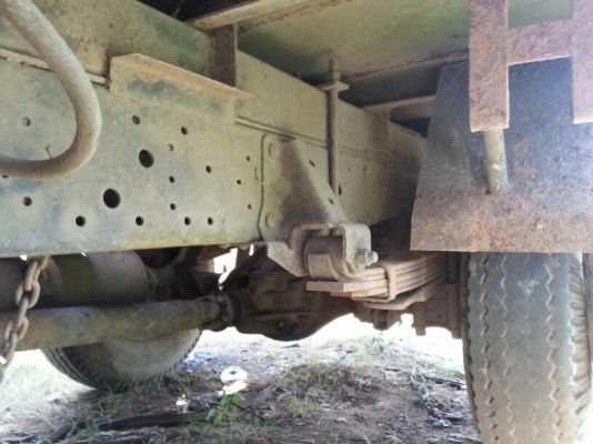 รถอีซูซุ 4 ล้อ  88 แรงม้า. ปี 36  สนใจติดต่อ 081 - 6079515