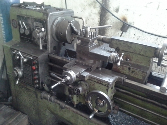 เครื่องกลึง GOODWAY GW-1640 ขนาด 6 ฟุต 4 เพลาเด้ง ระบบเกียร์บล็อค พร้อมมีเบรค สภาพพร้อมใช้งาน