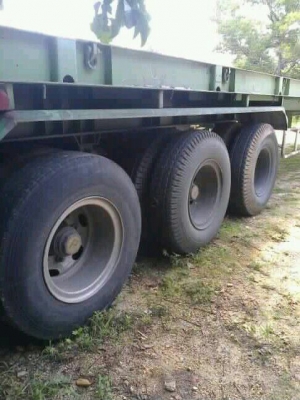 ขาย หางพื้นเรียบ สามมิต. 3 เพลา แท้.  สนใจติดต่อ 081 - 6079515