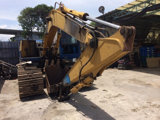 รถคักโคมัตสุ100-3สภาพพร้อมใช้งานมากๆๆครับราคาต่อรองได้ครับ