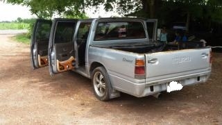 ขาย ISUZU กระบะ4ประตู ปี34 สภาพสวยพร้อมใช้ ติดต่อได้ที่คุณ อ๊อฟ พิจิตร 086-737-9991