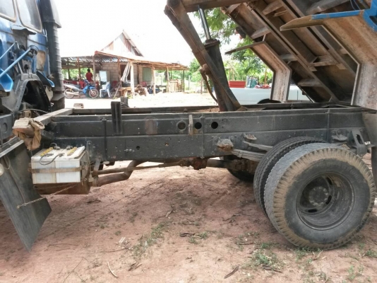 **680,000 บ.ต่อรอง**ขาย6ล้อดั้มดินราคาเบาๆ ISUZU ROCKY FRR 175 6BG1 เครื่องแน่น แห้งดี แรงดี เกียร์ดีไม่หลุด ช่วงล่างFหน้า-หลัง คัสซีดีไม่ปะไม่ดาม กระบะดั้มเหล็ก5ตันยิงหน้า3.60ม.สภาพดี พื้นดีข้างดีไม่ผุ หัวเก๋งดีภายในโอเค คอนโซลโอเค พ.พาวเวอร์ เบรคทริฟฟี่