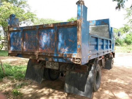 **680,000 บ.ต่อรอง**ขาย6ล้อดั้มดินราคาเบาๆ ISUZU ROCKY FRR 175 6BG1 เครื่องแน่น แห้งดี แรงดี เกียร์ดีไม่หลุด ช่วงล่างFหน้า-หลัง คัสซีดีไม่ปะไม่ดาม กระบะดั้มเหล็ก5ตันยิงหน้า3.60ม.สภาพดี พื้นดีข้างดีไม่ผุ หัวเก๋งดีภายในโอเค คอนโซลโอเค พ.พาวเวอร์ เบรคทริฟฟี่