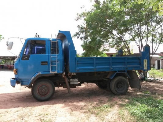 **680,000 บ.ต่อรอง**ขาย6ล้อดั้มดินราคาเบาๆ ISUZU ROCKY FRR 175 6BG1 เครื่องแน่น แห้งดี แรงดี เกียร์ดีไม่หลุด ช่วงล่างFหน้า-หลัง คัสซีดีไม่ปะไม่ดาม กระบะดั้มเหล็ก5ตันยิงหน้า3.60ม.สภาพดี พื้นดีข้างดีไม่ผุ หัวเก๋งดีภายในโอเค คอนโซลโอเค พ.พาวเวอร์ เบรคทริฟฟี่