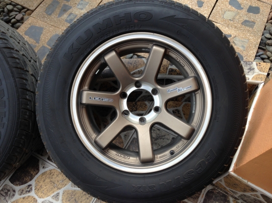 ขายแม็ก Lenso RT-7  ET21 พร้อมยาง Kumho KL12 (ECSTA STX)  ยกเลิกรายการนี้นะค่ะ