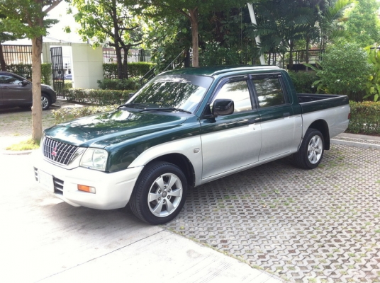 ขายStrada grandis ปี01 สภาพดีไม่มีชนหนัก