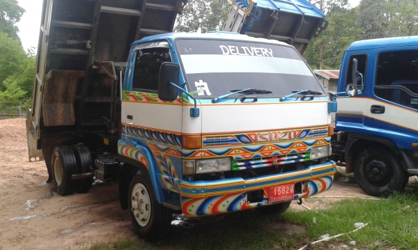 ขาย ISUZU DECA 210 และ NRR 195 สเป็คดั้มพ์นอกทั้งคัน พร้อมใช้งาน รับประกันความงาม