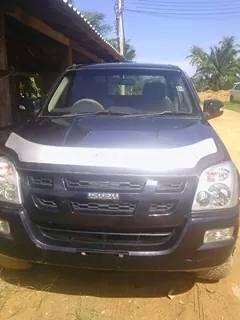 ขาย isuzu hi lander ยกสูงจากโรงงาน สภาพดี เครื่องแน่นปี2006 เครื่อง3000 cc