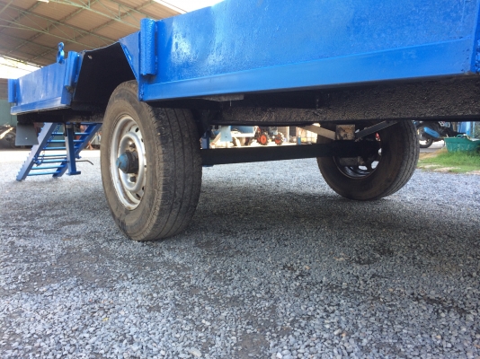 ขายเทรนเลอขึ้นรถไถสภาพพร้อมใช้งานยาว3.90เมตรกว้าง1.80เมตรพร้อมใช้งาน