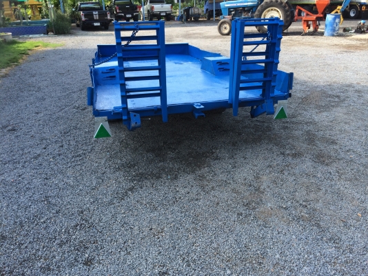 ขายเทรนเลอขึ้นรถไถสภาพพร้อมใช้งานยาว3.90เมตรกว้าง1.80เมตรพร้อมใช้งาน