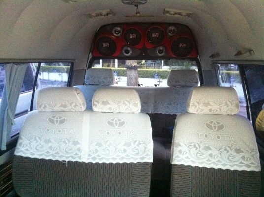 ขายรถตู้ Toyota หัวจรวดปี 2003 เครื่อง 2J VVTI คันเร่งไฟฟ้าติดแก๊ส LPG