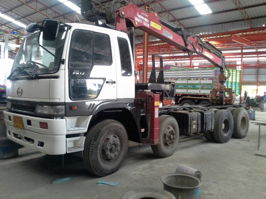 ขายรถ 12 ล้อ 2 เพลา,ติดเครนขยุ้มเหล็ก,,ขนาด 7 ตัน,,หมุนได้,,