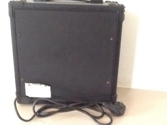 ขายตู้แอมป์กีต้าร์