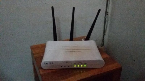 ขาย ROUTER TACTIO ALTERA-04 ใช้งานได้ตามปกติทุกอย่าง มีริ้วรอยเล็กน้อยตามการใช้งานครับ อุปกรณ์มี ตัวเครื่อง อะเด็ปเตอร์