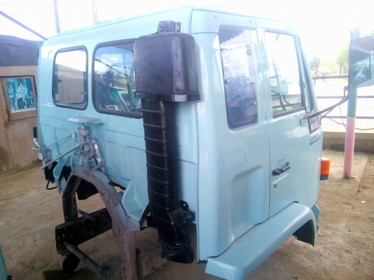 หัวเก๋ง  ISUZU  ROCKY  สวย ๆ  พร้อมใช้งาน   (  ใส่   10 ล้อ   และ   6 ล้อใหญ่   )