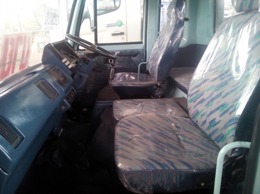 หัวเก๋ง  ISUZU  ROCKY  สวย ๆ  พร้อมใช้งาน   (  ใส่   10 ล้อ   และ   6 ล้อใหญ่   )