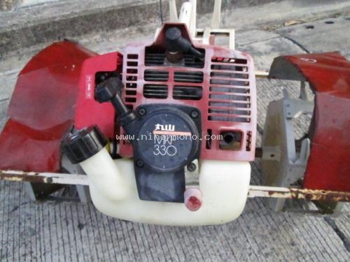 เครื่องกำจัดวัชพืชในร่องข้าว!!! รหัสสินค้า : 14001600 ยี่ห้อ : MARUYAMA