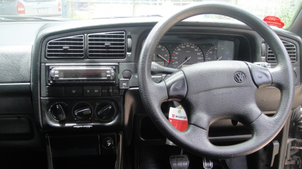 volkswagen passat 2.0 สภาพนางฟ้า แก๊สหัวฉีด